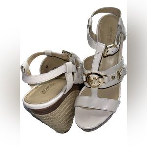Michael Kors - Mackenzie Wedge Sandal eggshell white size 7.5 Open Toe platform